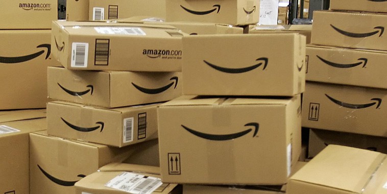 After Flipkart, Amazon stops delivery to UP customers