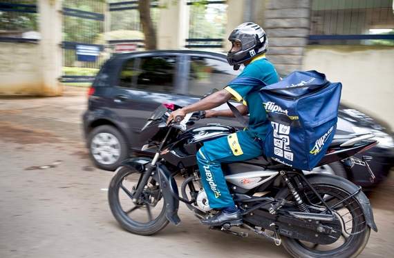 Flipkart’s delivery men arrested for stealing customers’ products