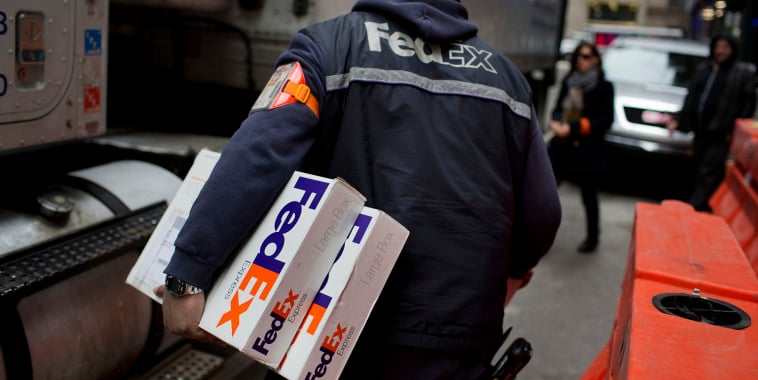 Startup or Established Logistic Player- Whom should you choose?